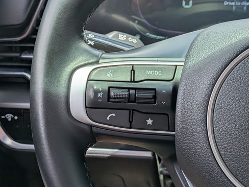 Used 2023 Kia Sportage EX FWD image 24