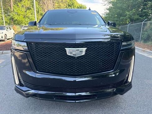 Used 2023 Cadillac Escalade Sport w/ Touring Package AWD/4WD image 10