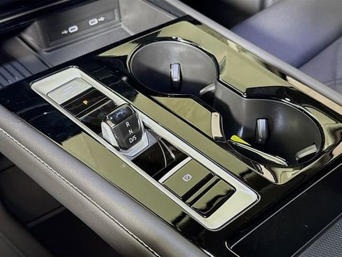 New 2026 Volkswagen Atlas SE image 10