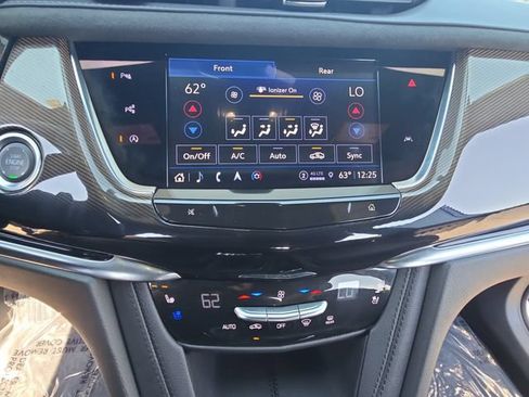 Used 2025 Cadillac XT6 Premium Luxury w/ Platinum Package AWD/4WD image 25