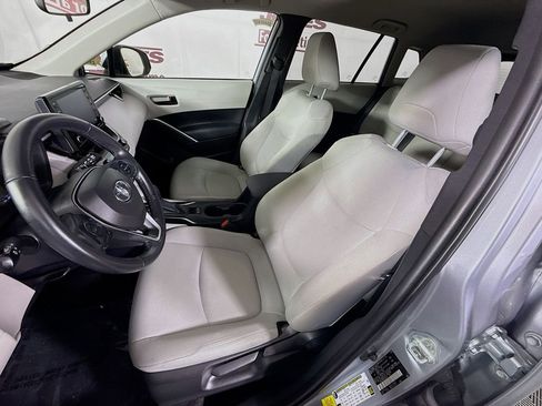 Certified 2022 Toyota Corolla Cross LE AWD/4WD image 24