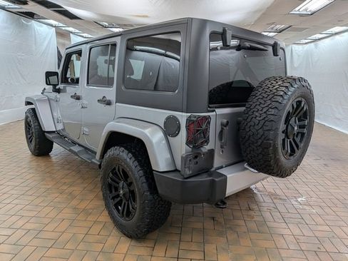 Used 2015 Jeep Wrangler Unlimited Sahara w/ Dual Top Group image 5