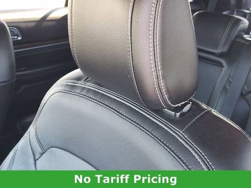 Used 2018 Ford Explorer Limited image 14