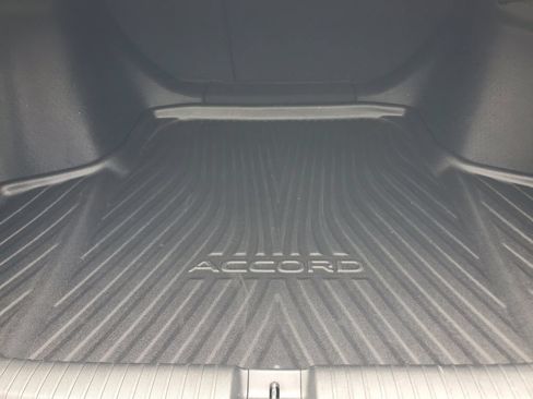 Used 2023 Honda Accord EX image 8