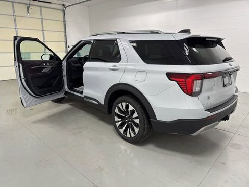 New 2026 Ford Explorer Platinum w/ LUX Leather Package image 11