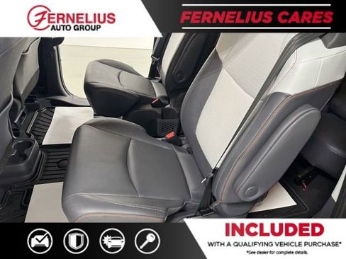 Used 2021 Toyota Sienna XSE AWD/4WD image 24