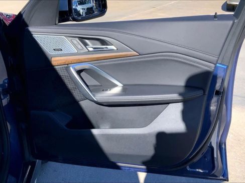 Used 2023 BMW X1 xDrive28i image 21