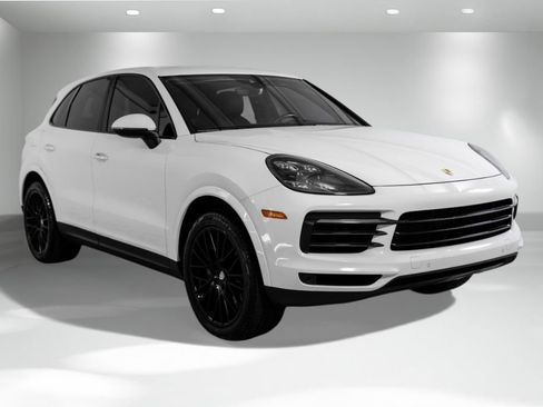 Used 2019 Porsche Cayenne S image 6