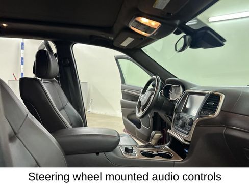 Used 2017 Jeep Grand Cherokee Summit AWD/4WD image 22