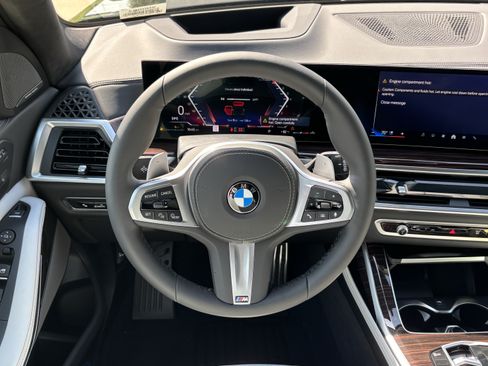 New 2027 BMW X7 xDrive40i w/ M Sport Package AWD/4WD image 18