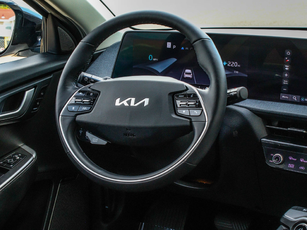 Used 2023 Kia EV6 Wind w/ Wind Technology Package AWD/4WD image 26