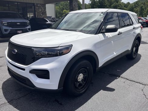 Used 2023 Ford Explorer 4WD Police Interceptor w/ Ultimate Wiring Package image 2