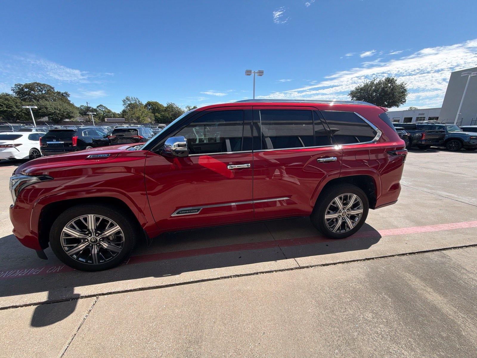Used 2023 Toyota Sequoia Capstone AWD/4WD image 4