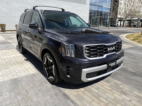 Used 2025 Kia Telluride S image 5