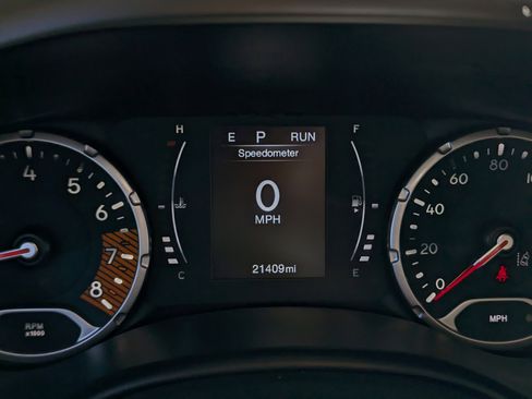 Used 2022 Jeep Renegade Sport w/ Sport Appearance Group image 13