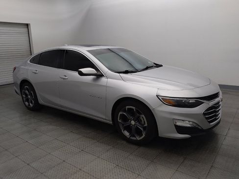 Used 2022 Chevrolet Malibu LT FWD image 11