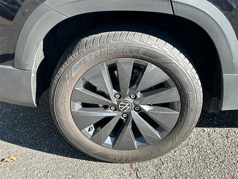 Used 2023 Volkswagen Taos S image 15