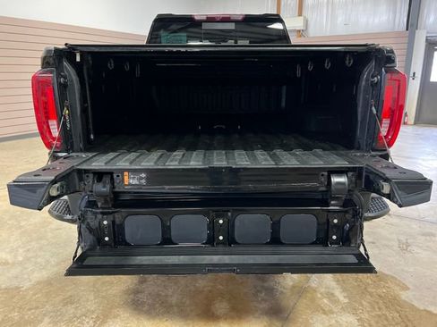 Used 2022 GMC Sierra 2500 Denali AWD/4WD image 18