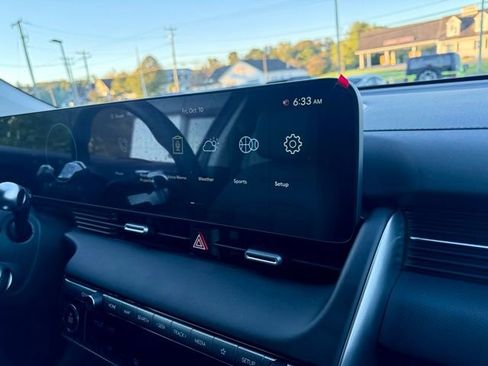 Used 2025 Hyundai Ioniq 5 SEL image 30