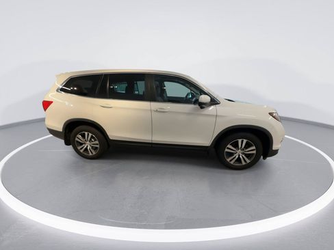 Used 2017 Honda Pilot EX-L image 8