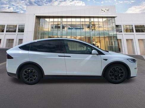 Used 2022 Tesla Model X AWD/4WD image 4