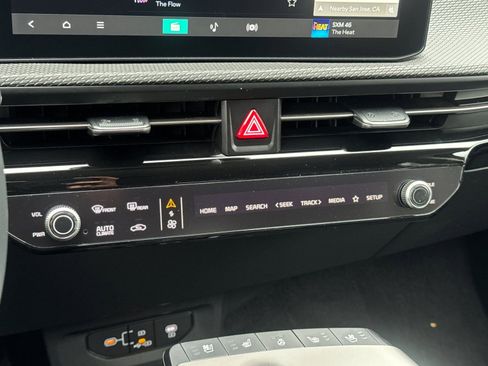 New 2025 Kia EV6 Wind image 20