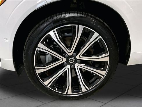 Used 2023 Volvo XC60 B6 Ultimate w/ Climate Package AWD/4WD image 11
