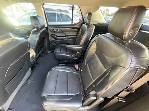 Used 2018 Chevrolet Traverse LT image 22