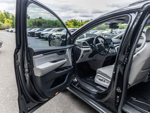 Used 2019 Honda Odyssey EX-L image 23