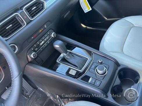 New 2025 MAZDA CX-5 AWD 2.5 S w/ Preferred Package image 18