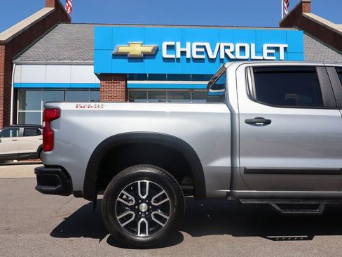 Used 2025 Chevrolet Silverado 1500 Custom Trail Boss w/ LPO, Dark Essentials Package image 38