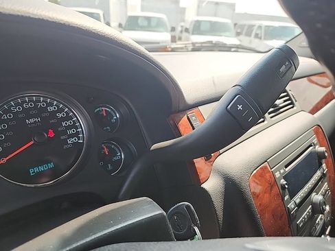 Used 2012 Chevrolet Tahoe LT AWD/4WD image 12
