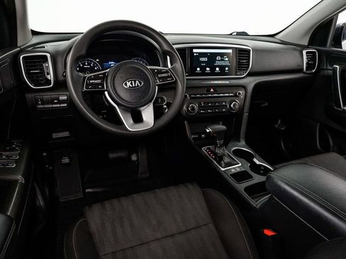 Used 2021 Kia Sportage LX image 6