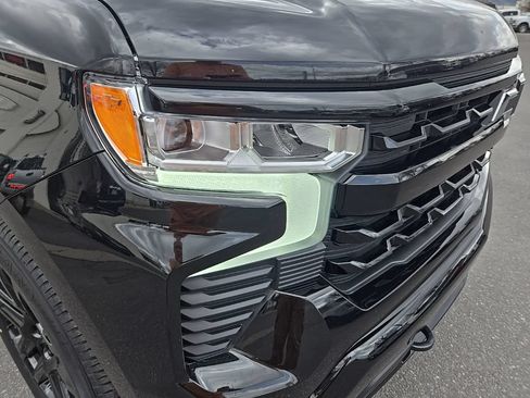 Used 2024 Chevrolet Silverado 1500 RST AWD/4WD image 32