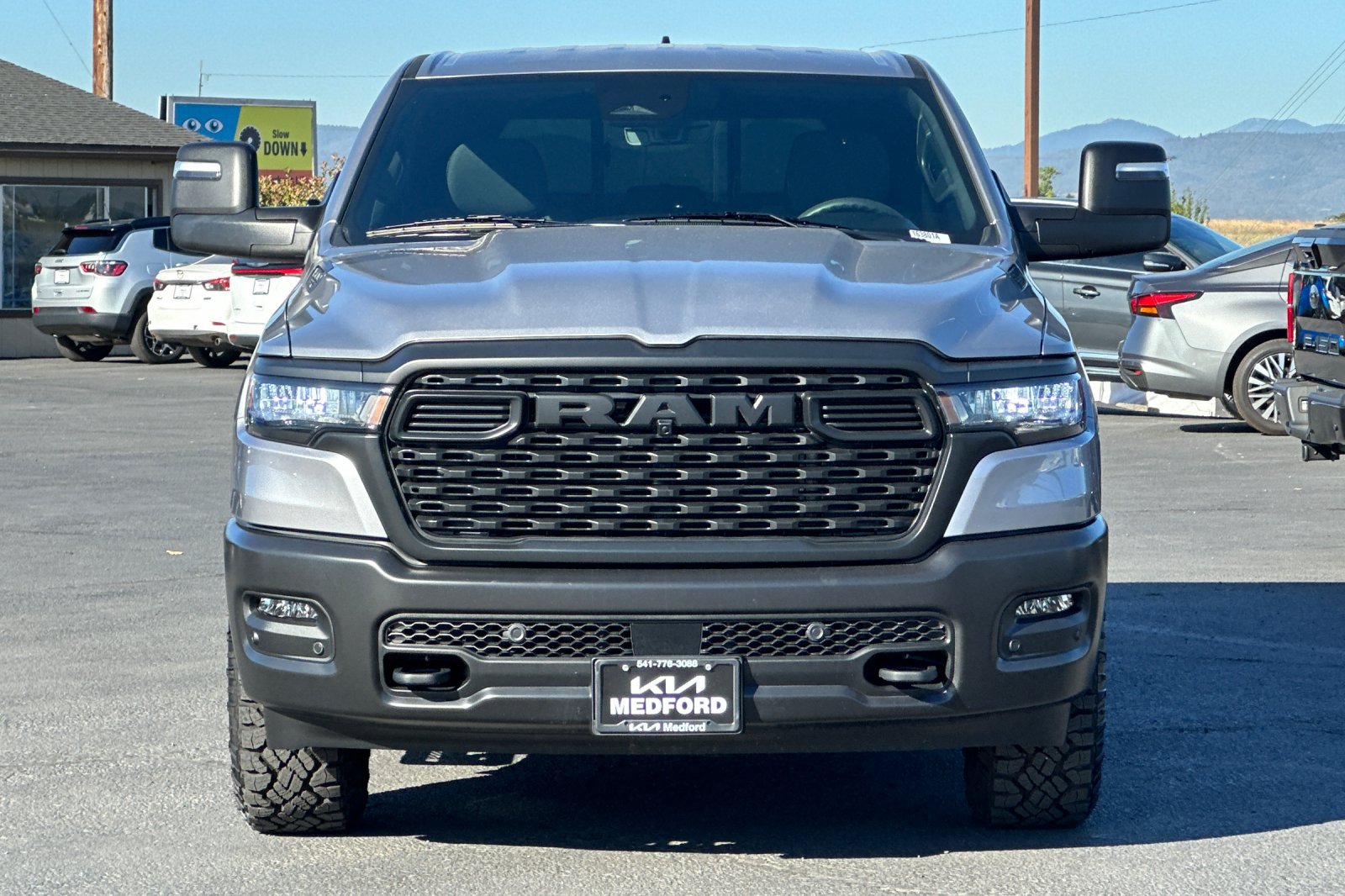 Used 2025 RAM 1500 Warlock AWD/4WD image 10