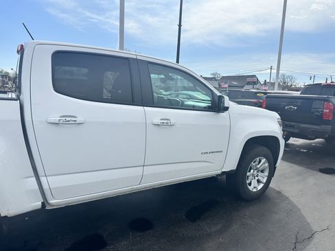 Used 2022 Chevrolet Colorado LT w/ LT Convenience Package image 10