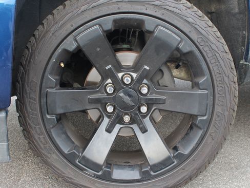 Used 2017 Chevrolet Silverado 1500 High Country w/ High Desert Package image 16