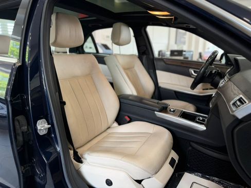 Used 2016 Mercedes-Benz E 350 4MATIC Sedan image 21