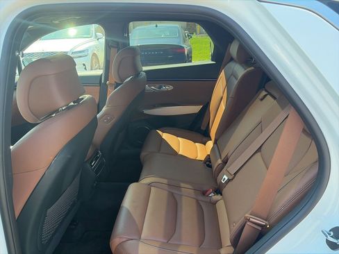 Used 2026 Genesis GV70 2.5T Advanced AWD/4WD image 19