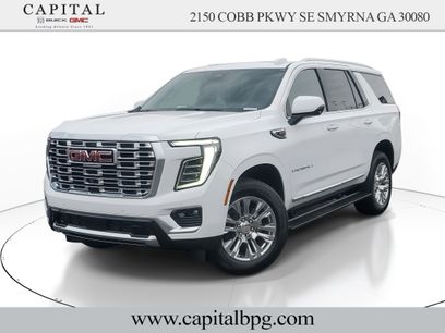 New 2026 GMC Yukon Denali w/ Sun & Power Step Package