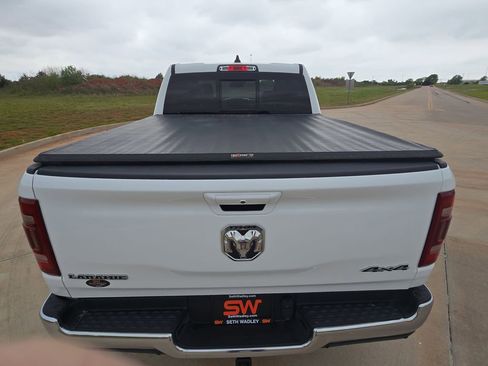 Used 2023 RAM 1500 Laramie AWD/4WD image 13