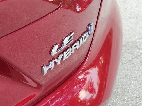 Used 2023 Toyota Corolla LE image 7