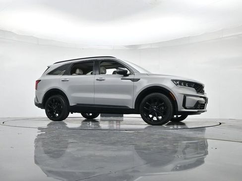 Used 2022 Kia Sorento SX image 31