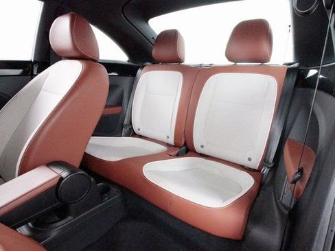 Used 2016 Volkswagen Beetle 1.8T Classic image 26