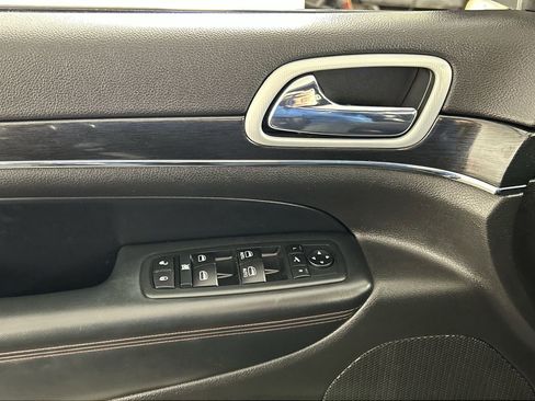 Used 2020 Jeep Grand Cherokee Trailhawk w/ Interior Metal Package image 19