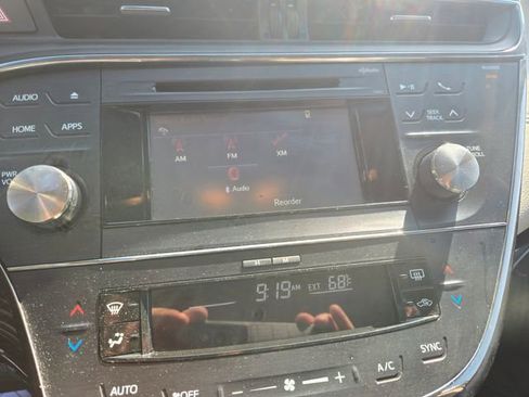 Used 2015 Toyota Avalon XLE FWD image 5