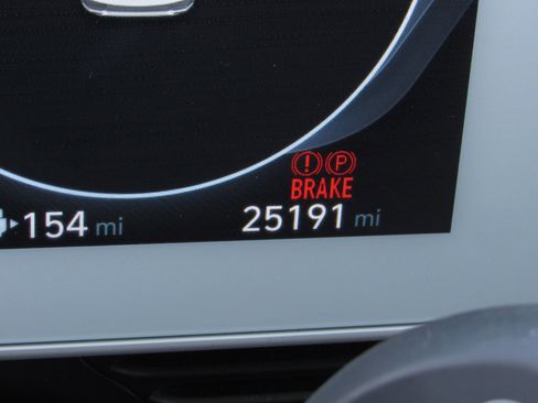 Used 2024 Hyundai Ioniq 5 SEL image 25