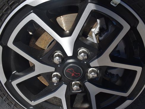 New 2025 Jeep Gladiator Rubicon w/ Convenience Group image 11