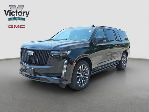 Used 2022 Cadillac Escalade ESV Sport Platinum AWD/4WD image 24