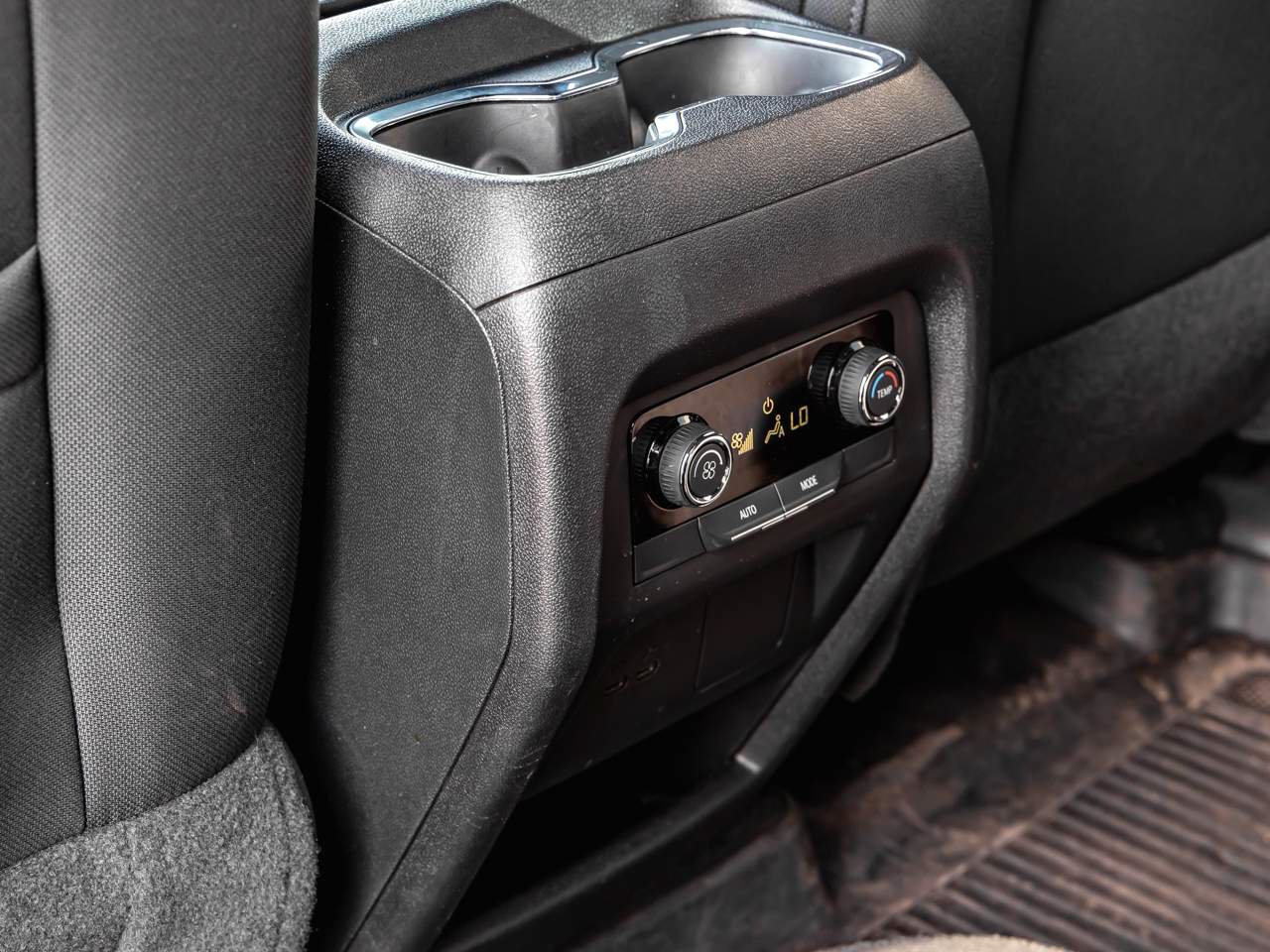 Used 2026 Chevrolet Traverse LT w/ LPO, Floor Liner Package FWD image 20
